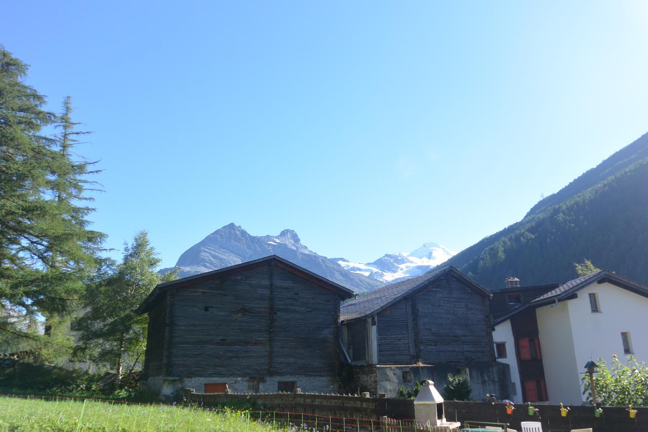 Hotel Baergsunnu Saas-Grund Eksteriør bilde