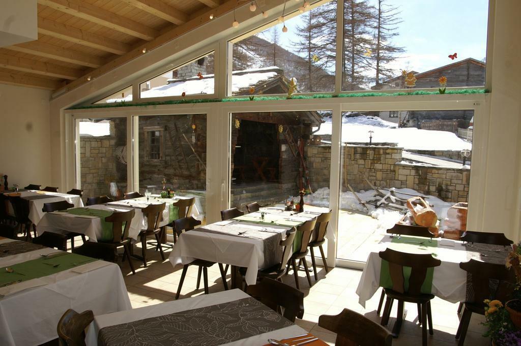 Hotel Baergsunnu Saas-Grund Eksteriør bilde